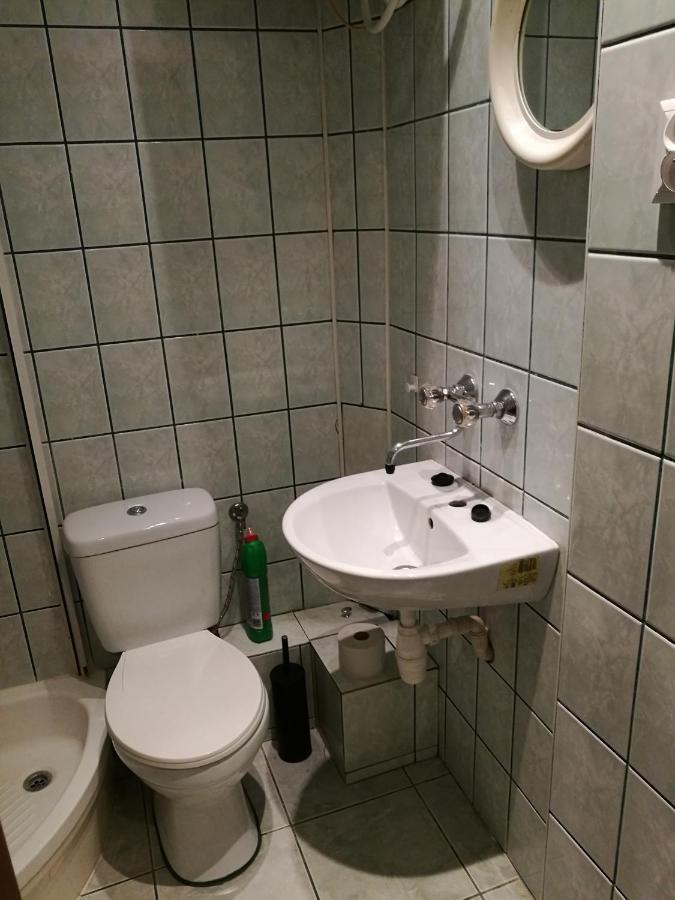 Kwatera Pod Swietym Wawrzyncem Częstochowa Exterior foto